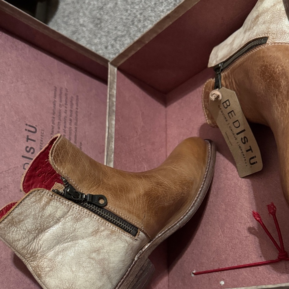 BED|STU Tan and Red Ankle Boots